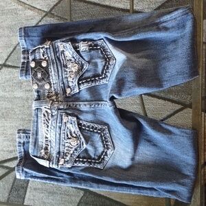 Miss Me Skinny Girls Size 10. Super cute Worn a few times.  Great condition.